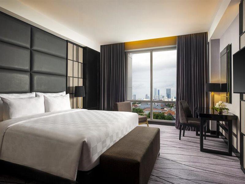 Grand Swiss-Belhotel Darmo Surabaya Exterior foto