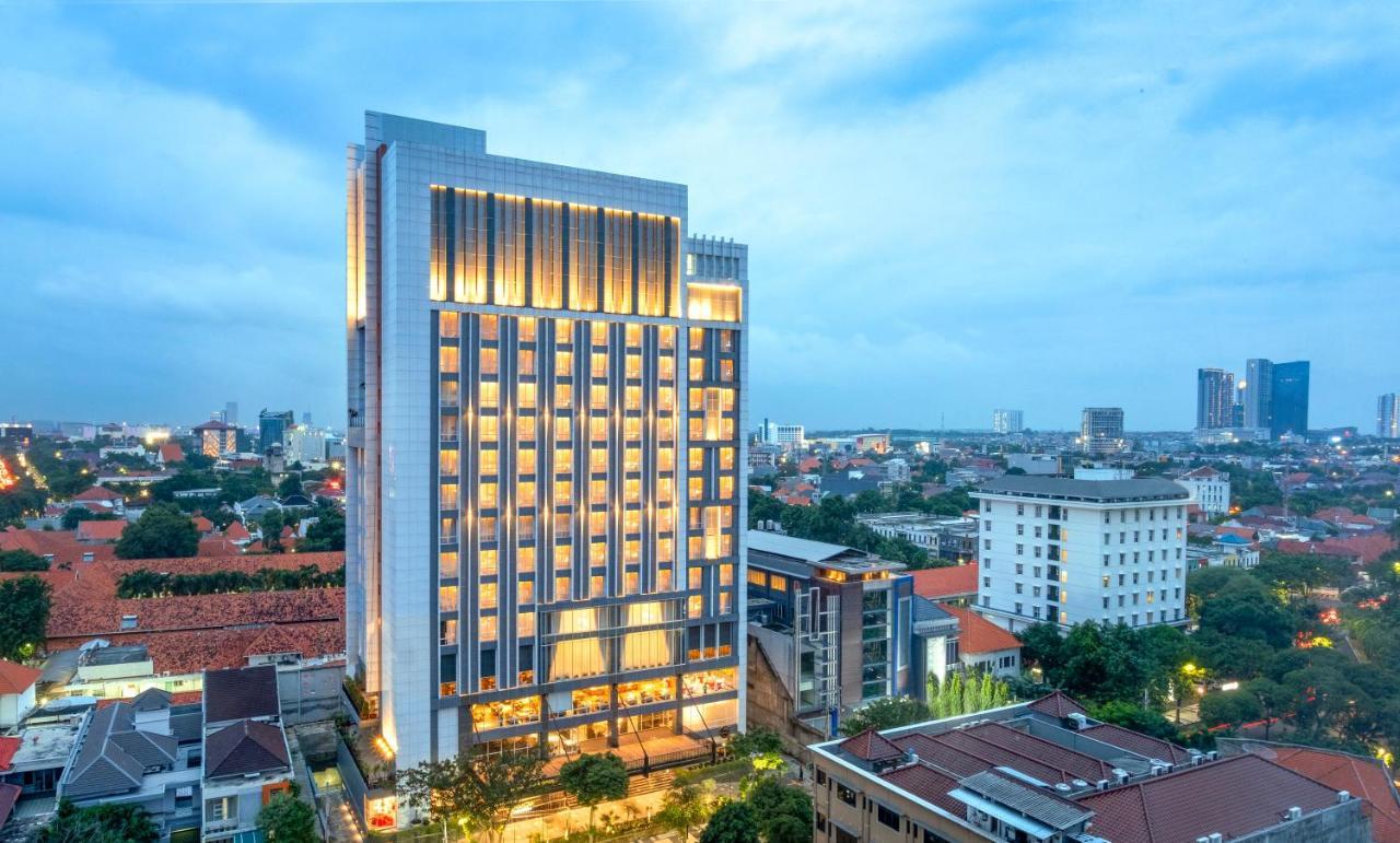 Grand Swiss-Belhotel Darmo Surabaya Exterior foto